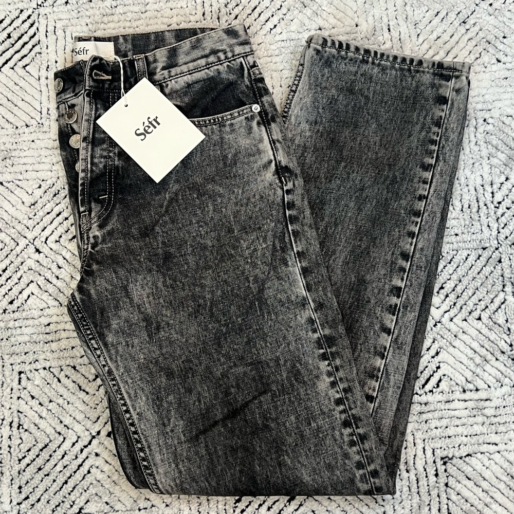 Séfr Straight-leg Jeans in a grey washed denim finish. Made in Italy 🇮🇹 - Picture 9 of 17